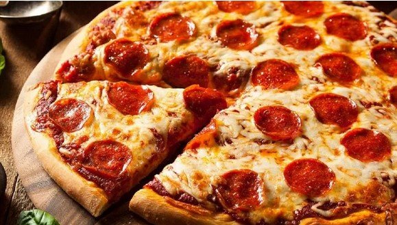Cuánto cuesta una pizza en Mar del Plata: dónde ir y dónde no ir a comer