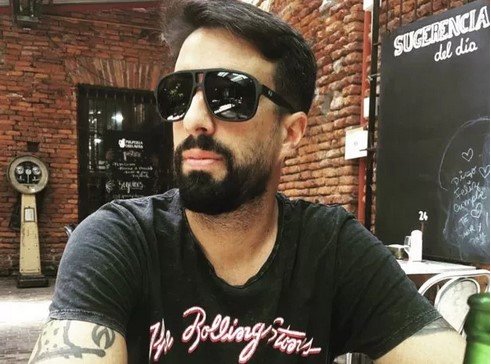Flavio Azzaro llama 
