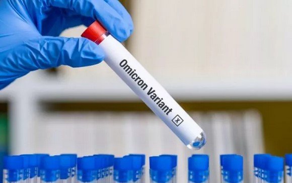 Un síntoma de Ómicron afectaría al cerebro