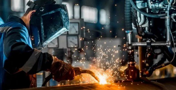 La industria creció un 5,7% entre octubre y noviembre de 2021