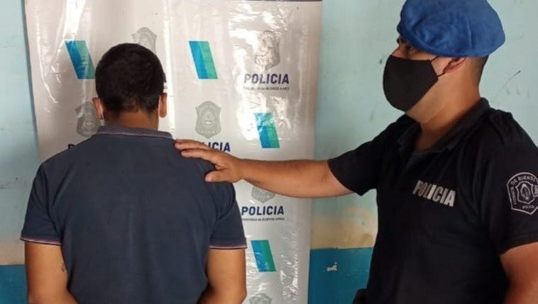 Aprehendido por quebrantar la inhabilitación de conducir en una causa por homicidio culposo