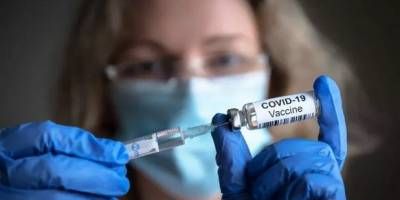 Las personas vacunadas reportaron 41% menos síntomas prolongados de Covid-19, según estudio