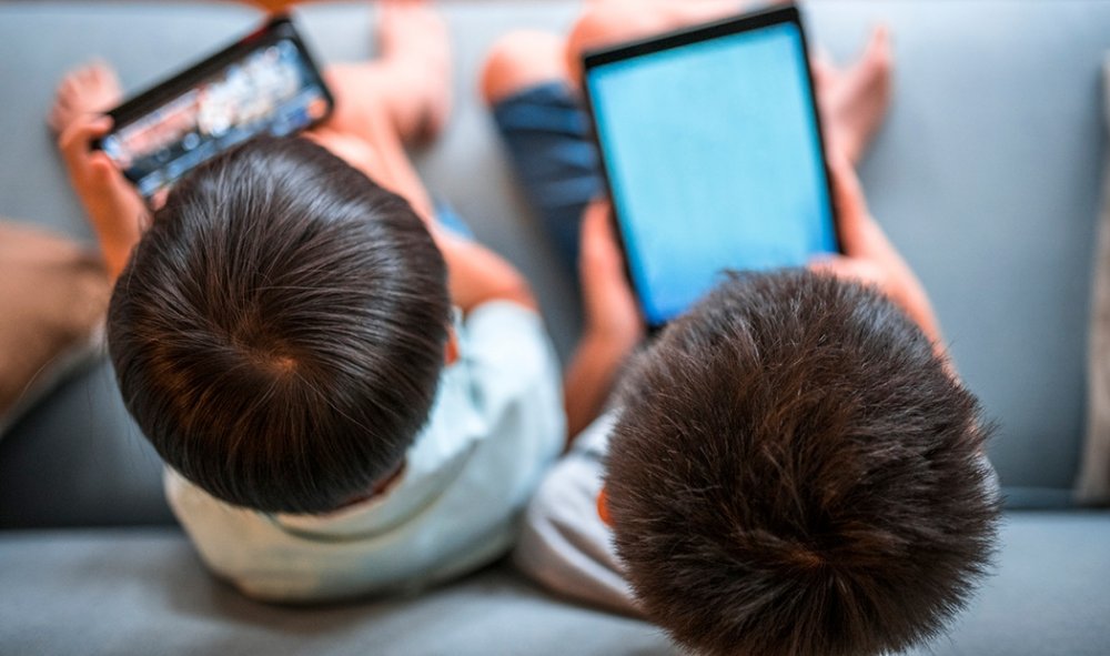 Qué pasa con los niños que miran mucha televisión