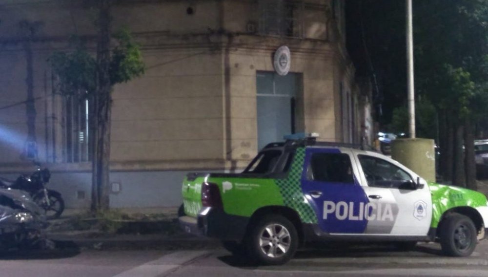 Adolescentes arrojaban piedras a autos en la zona del FONAVI 144