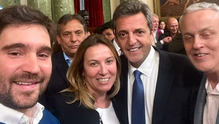 Referentes del FR de Junín acompañaron a Massa en la Cámara de Diputados