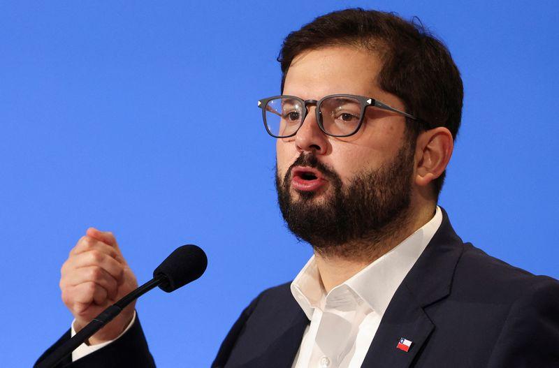 Crece el escándalo porque Gabriel Boric se negó a recibir las cartas credenciales del embajador de Israel: “Es sumamente grave y sin precedentes”