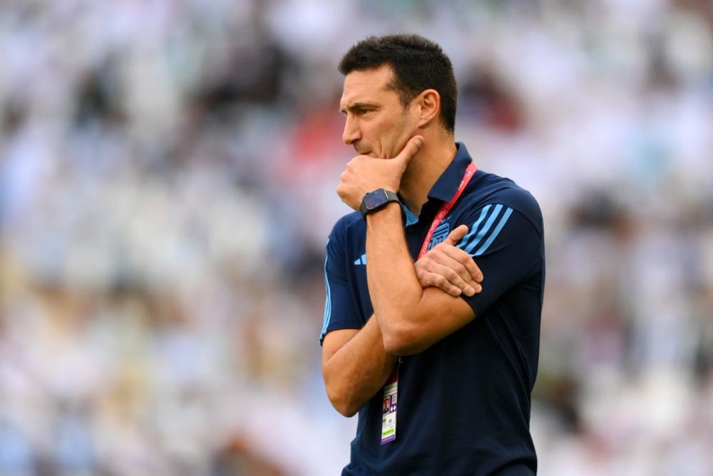 El cruce de Scaloni con un periodista por las filtraciones en la Selección: “No sé si jugamos para Argentina o para Holanda”