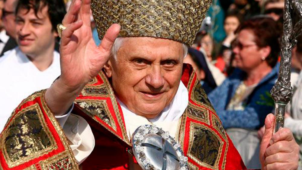 Murió Benedicto XVI, el papa teólogo que revolucionó la tradición vaticana con su renuncia