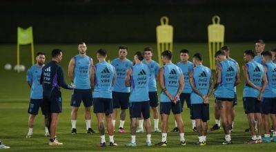 El entrenamiento de la selección argentina: la sesión especial de Di María y “el equipo de las pecheras” que piensa Scaloni para enfrentar a Países Bajos