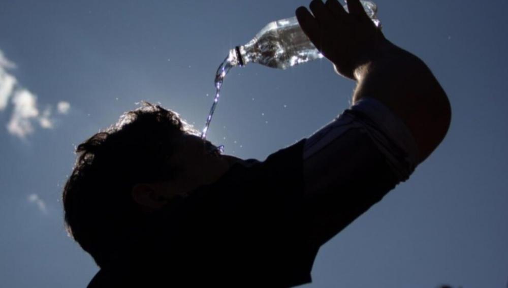 Alerta rojo y naranja en distritos bonaerenses: cómo evitar golpes de calor