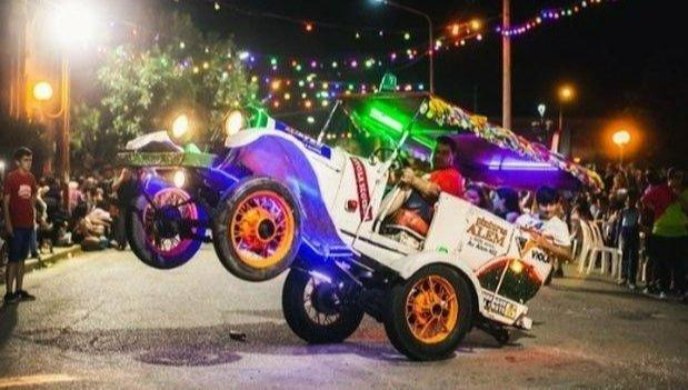 El Carnaval comienza su recorrido en Pasteur y El Triunfo
