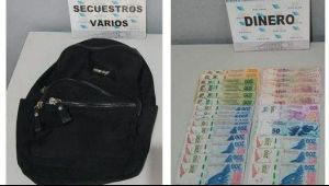 Un menor de 14 años fue aprehendido con una mochila y dinero sustraídos de una vivienda