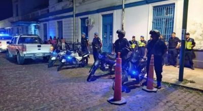 Operativo policial de control en la estación de trenes