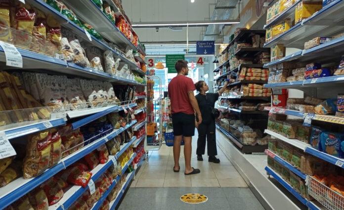 Una familia tipo necesita $203.361 en abril para no ser pobre