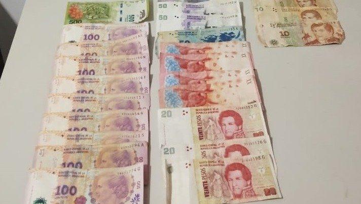 Tres menores robaron en pleno centro a otros tres