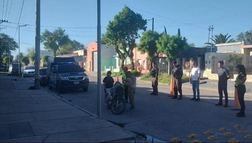 Operativos preventivos en diferentes barrios de la ciudad