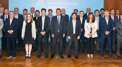 Sergio Massa garantizó a todos los gobernadores el pago de salarios y aguinaldo