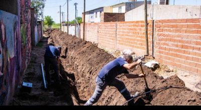 Intervención de Obras Sanitarias para extender la red de agua potable