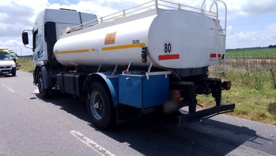 Tragedia en la Ruta 65: Un joven de 25 años radicado en Junín perdió la vida al chocar contra un camión