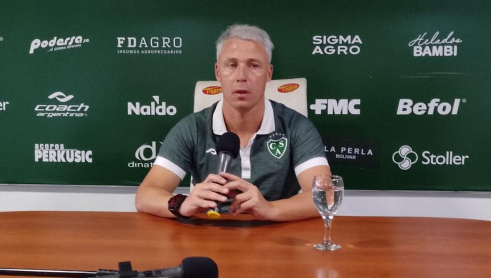 Ahora sí: Israel Damonte es técnico de Sarmiento