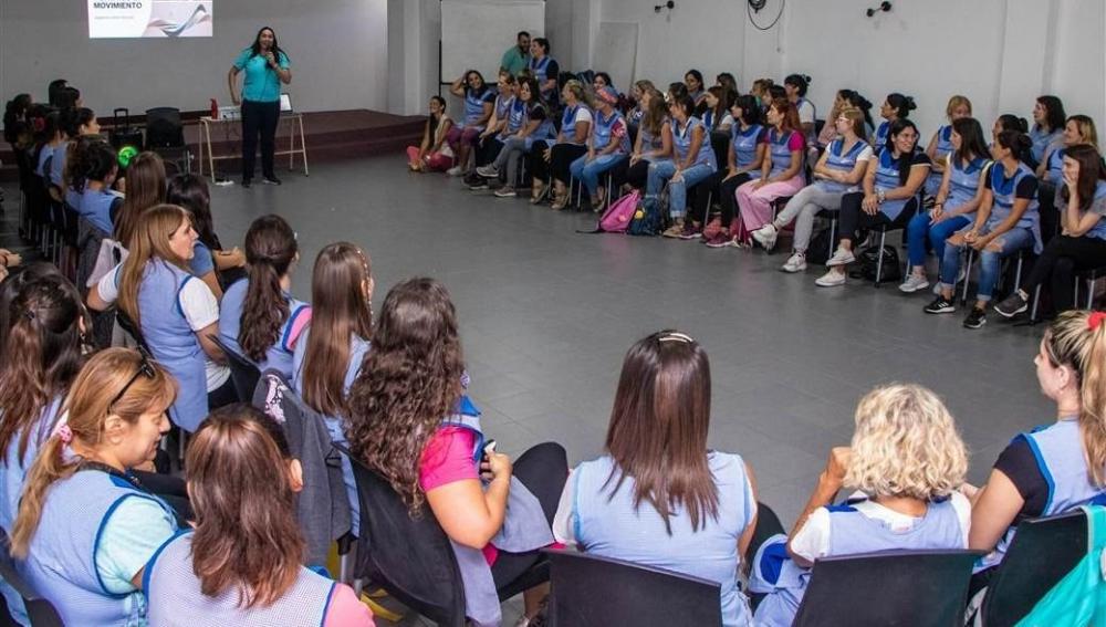 Se llevó a cabo una nueva capacitación para docentes y auxiliares de los Jardines Maternales