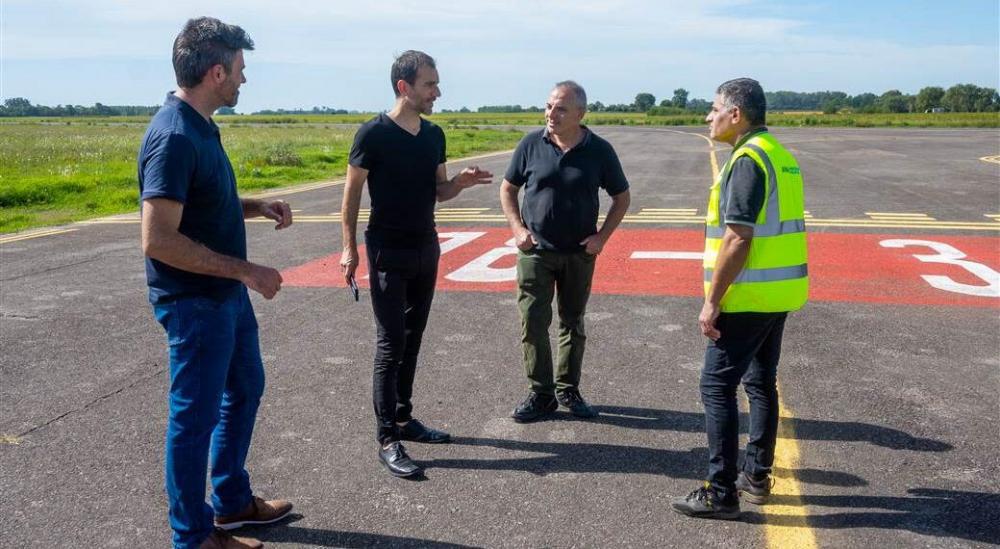 Hasta acomodar el balizamiento, la pista del Aeródromo solo funcionará de día