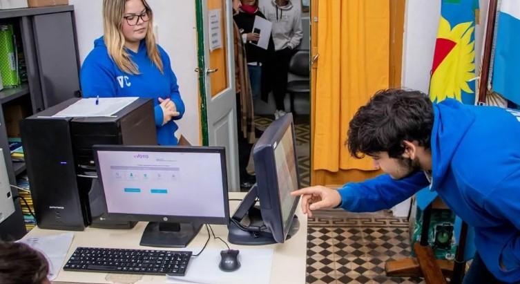 Sigue el proceso de elección de representantes para el Concejo Deliberante Estudiantil