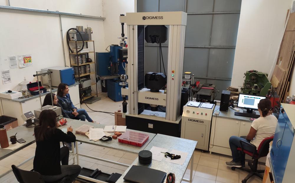 Cumple diez años el Laboratorio de Ensayos de Materiales y Estructuras de la UNNOBA