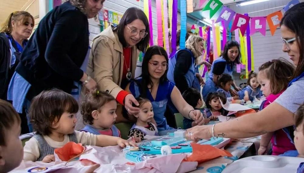 El Jardín Maternal “Estrellitas” celebró sus 33 años