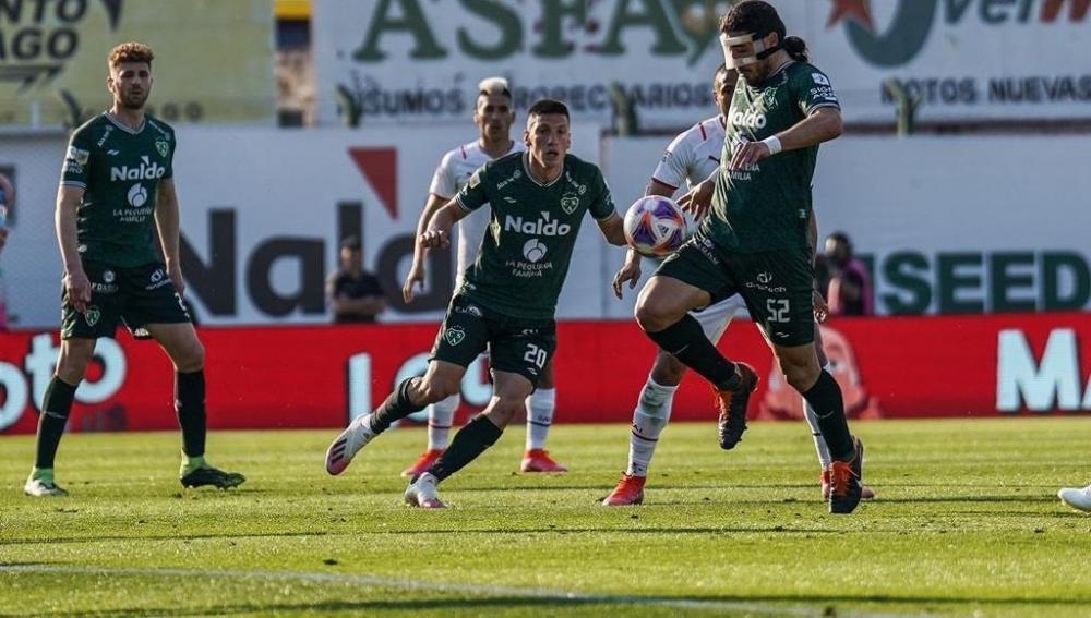 Sarmiento e Independiente juegan a las 19 horas