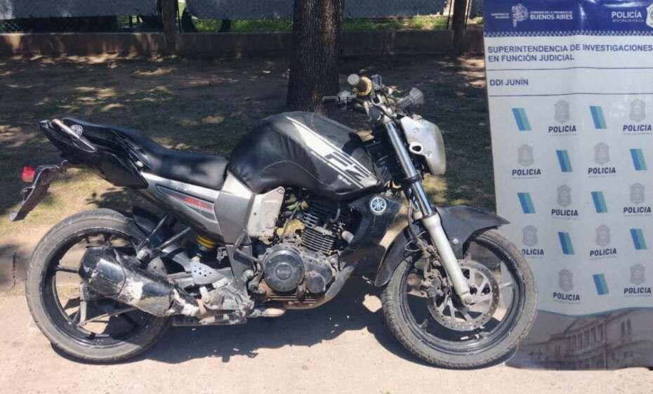 La DDI Junín recuperó en Colón una moto robada en Rojas