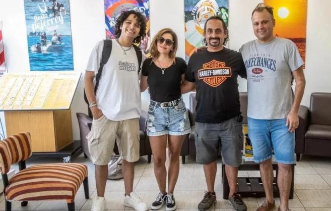 Con artistas locales comienza el "Actitud Rock and Bike"