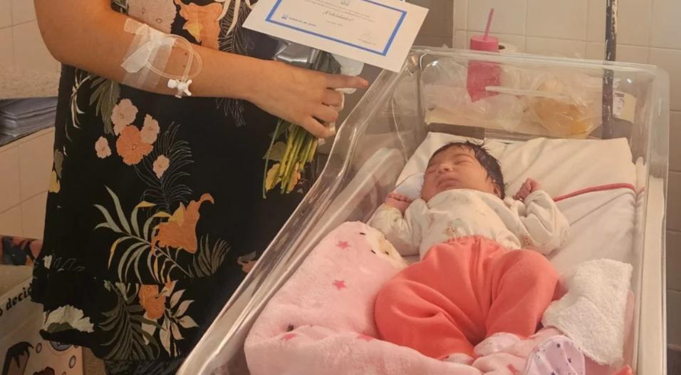 Amparo es la primera beba nacida en Junín en 2025