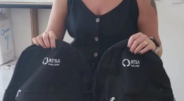 ATSA Junín realiza la entrega de los kits de útiles escolares para los hijos de sus afiliados
