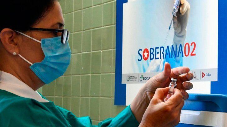 El embajador argentino confirmó el arribo de vacunas cubanas al país: "Termina la fase 3 y la ANMAT dará la aprobación"