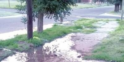 Denuncian la presencia de "aguas servidas" en barrios de la ciudad