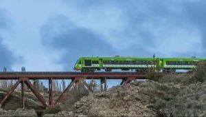 Vuelve a rodar el tren turístico entre Bariloche y la estepa rionegrina