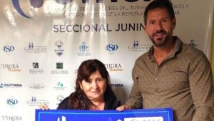 Empleados gastronómicos juninenses recibieron dinero en premios por el Día del Trabajador
